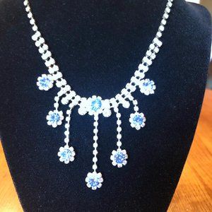 Swarovski floral Necklace - Elegant, Evening